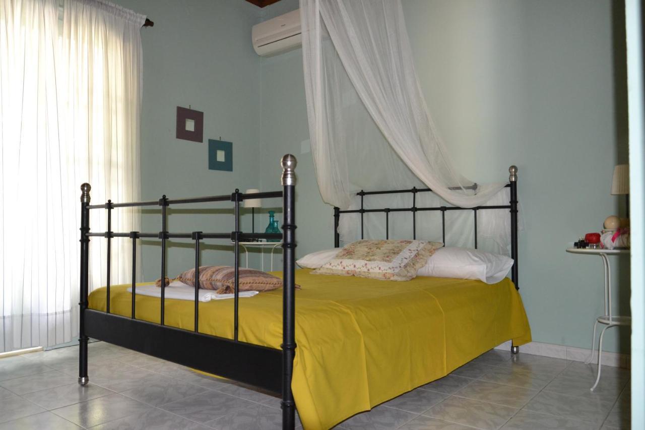 Mihaila Seaside: 2 Bedroom Bungalows Kefalonia Sparta Exterior foto