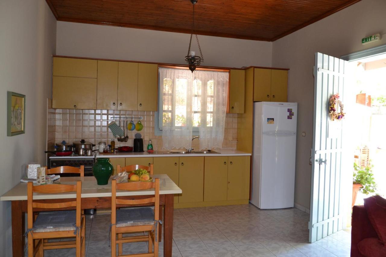 Mihaila Seaside: 2 Bedroom Bungalows Kefalonia Sparta Exterior foto